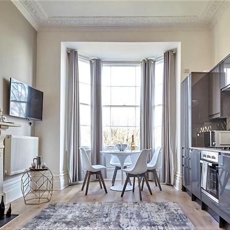 Dover Place - Your Apartment Bristol Dış mekan fotoğraf